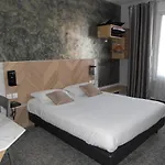 Brit Privilege Le Royal - Centre Gare Отель 3*
