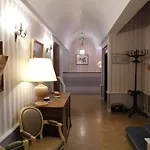 Brit Privilege Le Royal - Centre Gare 3* Troyes