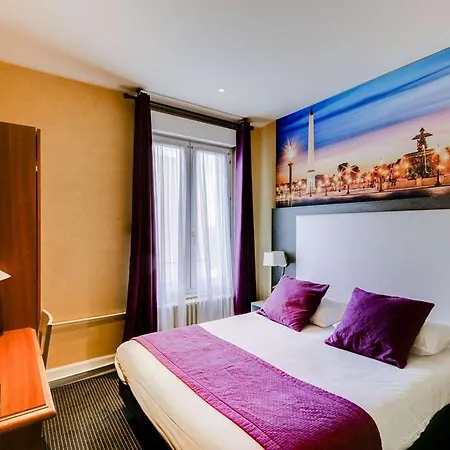 호텔 Brit Privilege Le Royal - Centre Gare 3*