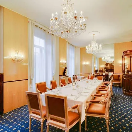 מלון Brit Privilege Le Royal - Centre Gare 3*