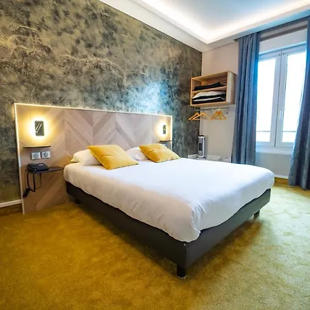 Brit Privilege Le Royal - Centre Gare 3* Τρουά