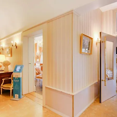 Brit Privilege Le Royal - Centre Gare Труа