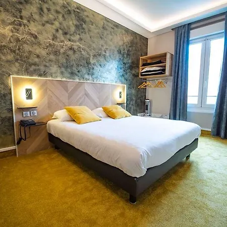 Brit Privilege Le Royal - Centre Gare 3* 트루아