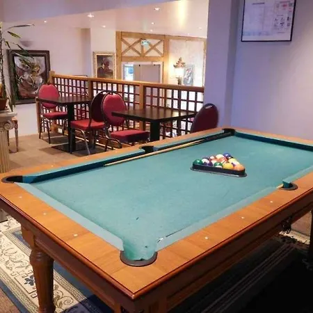 Brit Privilege Le Royal - Centre Gare Troyes