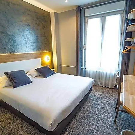 Brit Privilege Le Royal - Centre Gare 3*
