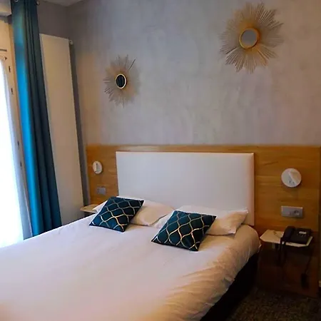 Brit Privilege Le Royal - Centre Gare Hotel Troyes