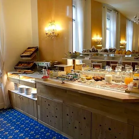 Brit Privilege Le Royal - Centre Gare Hotel