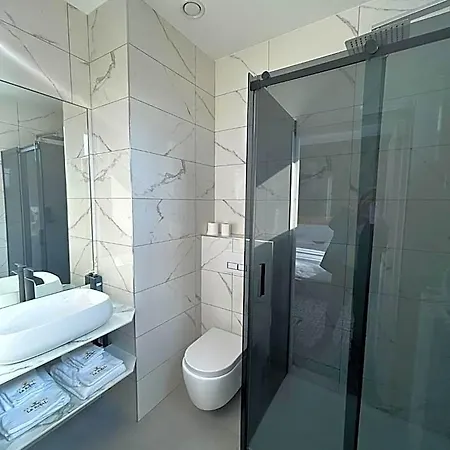 Hotel Brit Privilege Le Royal - Centre Gare
