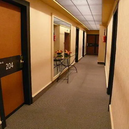 Brit Privilege Le Royal - Centre Gare Hotel