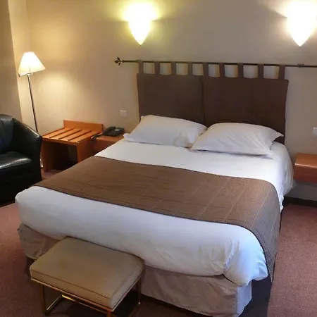 Brit Privilege Le Royal - Centre Gare 3* Troyes