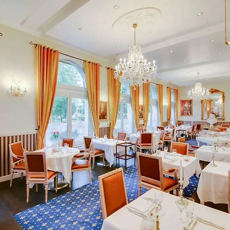 호텔 Brit Privilege Le Royal - Centre Gare 3*