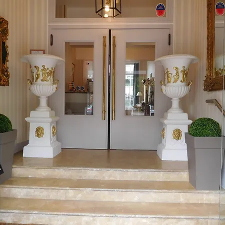 Brit Privilege Le Royal - Centre Gare Труа