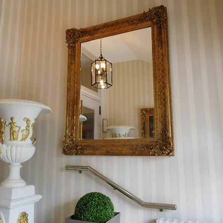 Brit Privilege Le Royal - Centre Gare Труа