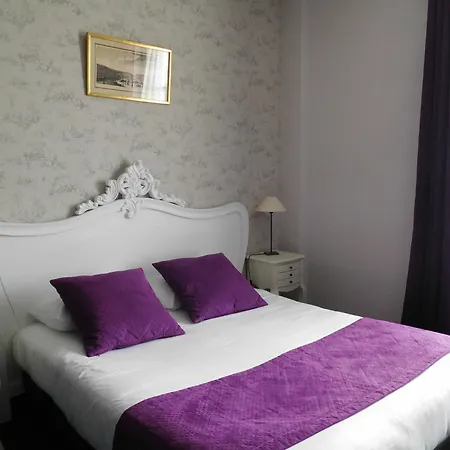 Brit Privilege Le Royal - Centre Gare 호텔 3*