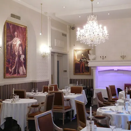 Brit Privilege Le Royal - Centre Gare Отель