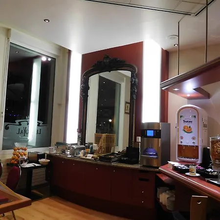 Brit Privilege Le Royal - Centre Gare 3* Troyes