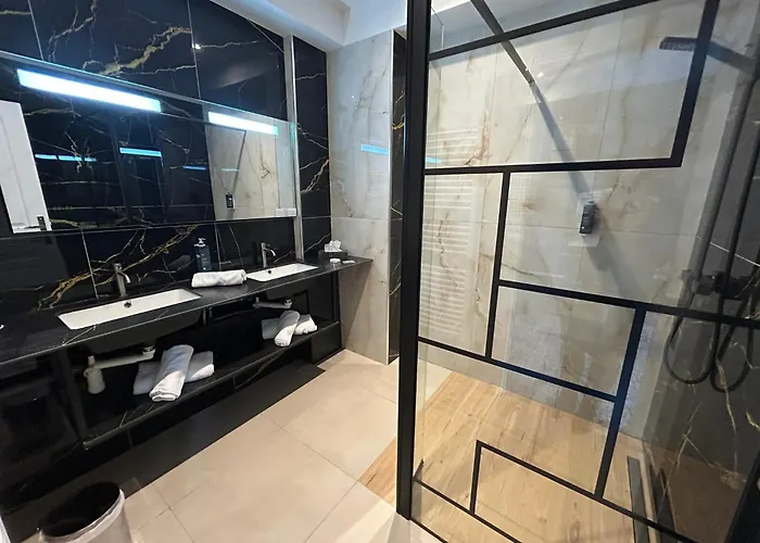 Brit Privilege Le Royal - Centre Gare Ξενοδοχείο Τρουά