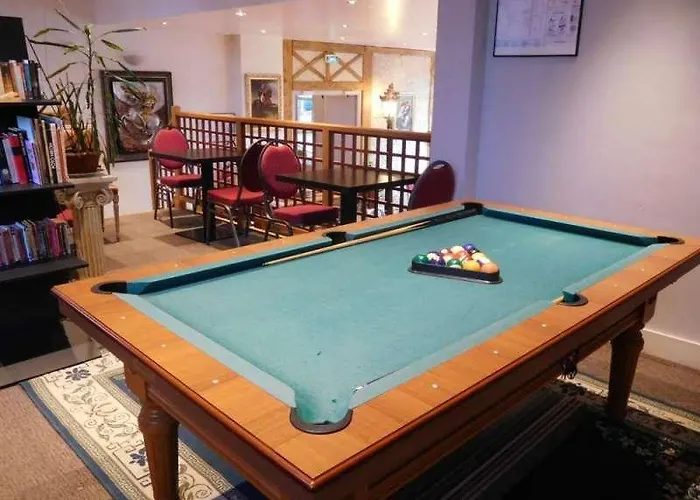 Brit Privilege Le Royal - Centre Gare Troyes