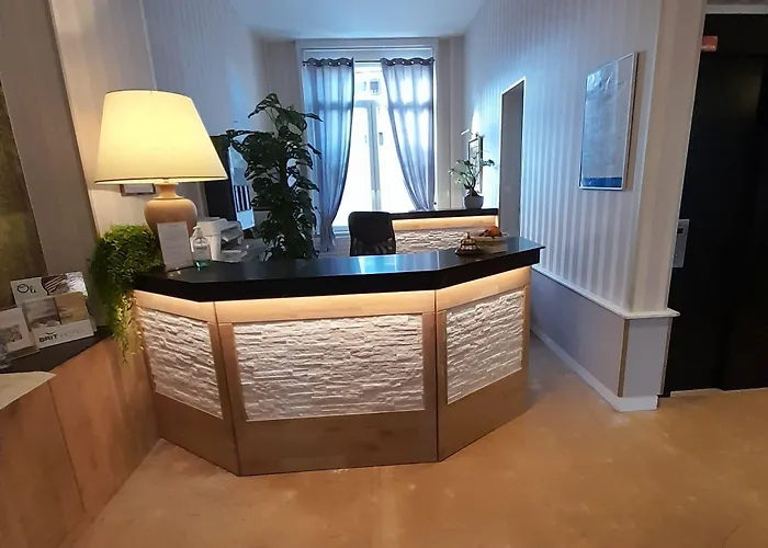 Brit Privilege Le Royal - Centre Gare 3* Troyes