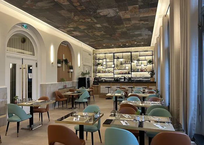 Brit Privilege Le Royal - Centre Gare 호텔 트루아