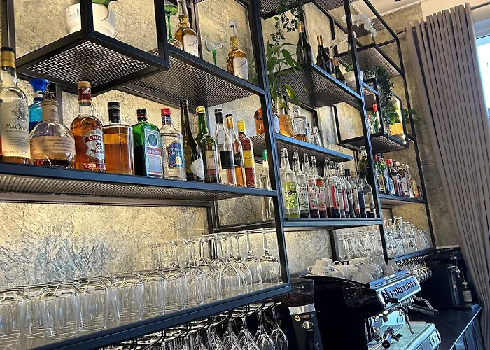 Brit Privilege Le Royal - Centre Gare 호텔