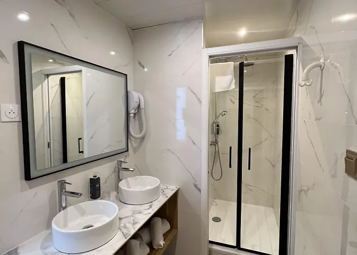 Hotel Brit Privilege Le Royal - Centre Gare