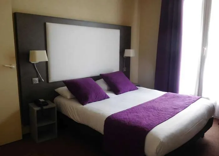 Brit Privilege Le Royal - Centre Gare Hotel Troyes