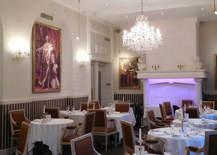 Brit Privilege Le Royal - Centre Gare 호텔